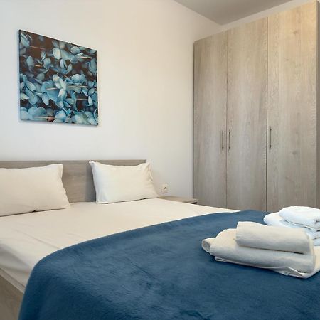 Blue Horizon 6 Apartman Nea Kallikrateia Kültér fotó