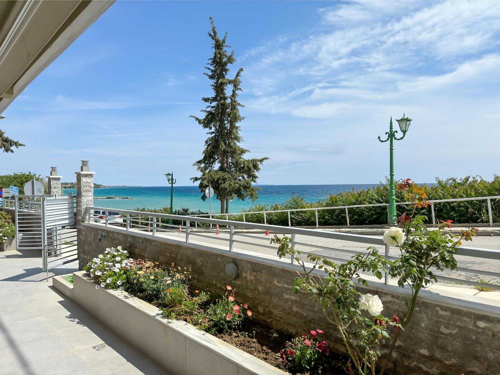 Blue Horizon 6 Apartman Nea Kallikrateia Kültér fotó