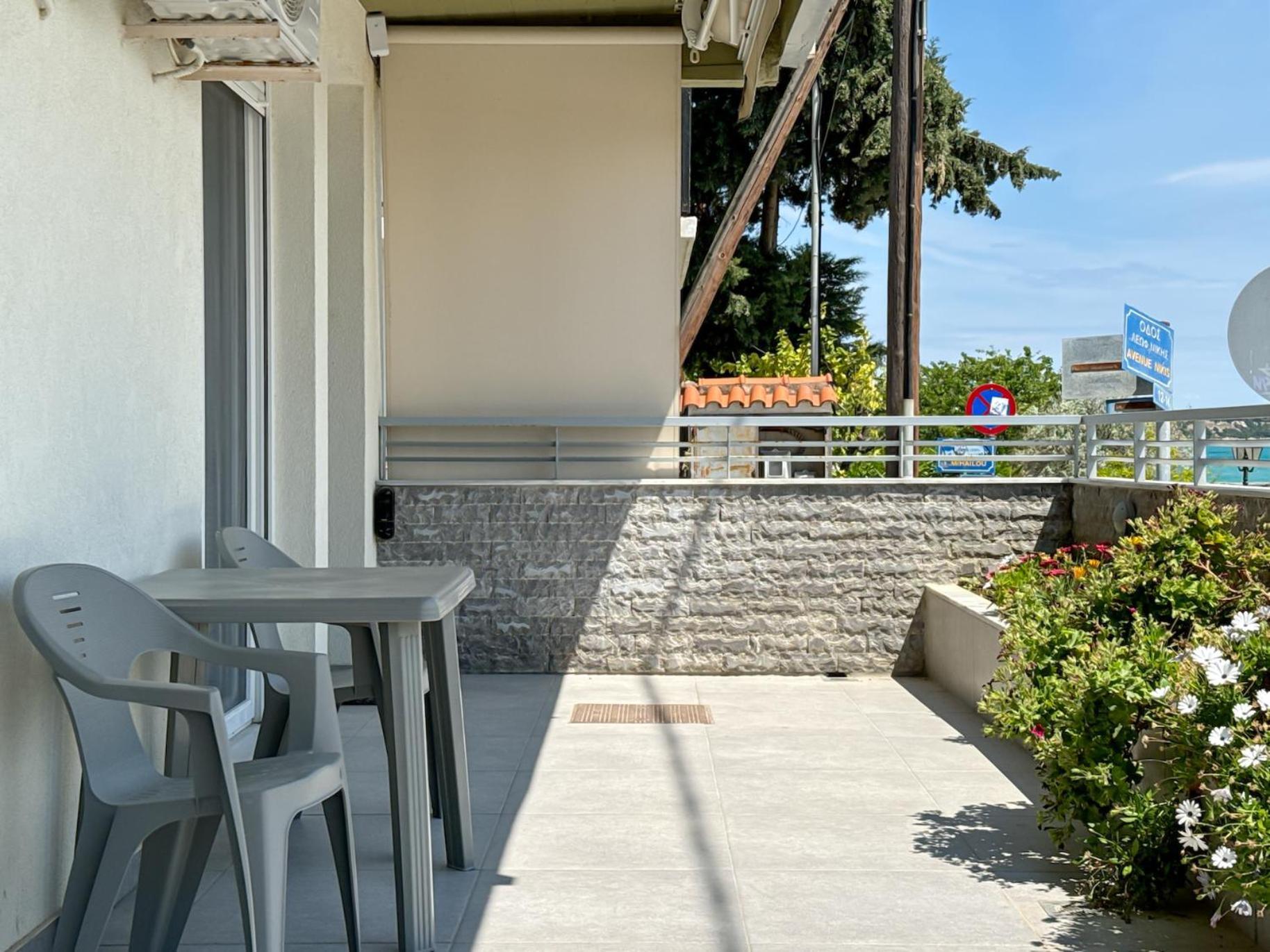 Blue Horizon 6 Apartman Nea Kallikrateia Kültér fotó